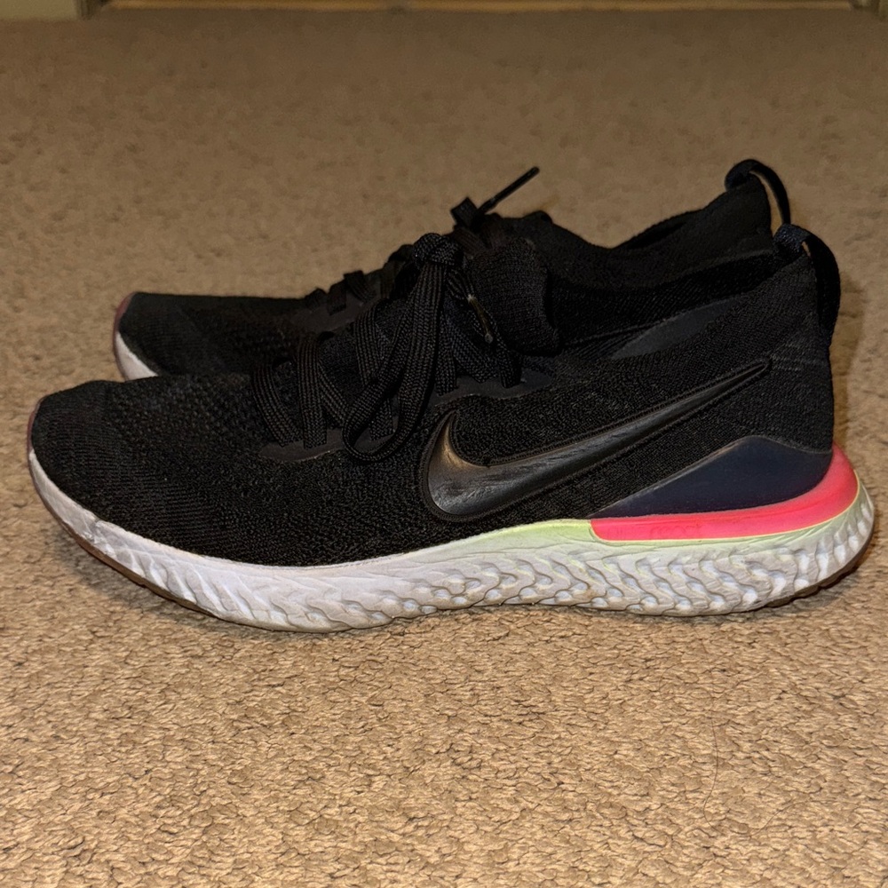 Nike Epic React Sneakers
